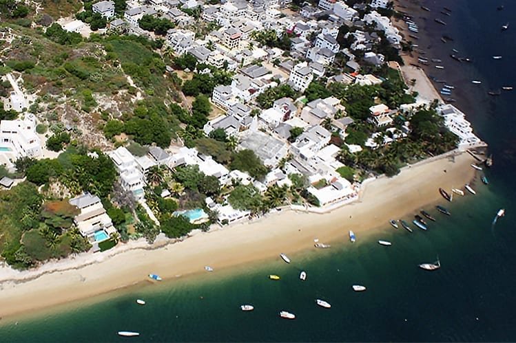 Beach House panorama