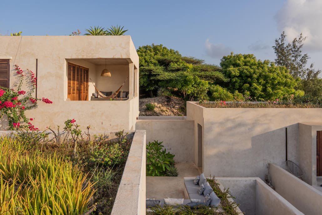 017 House E